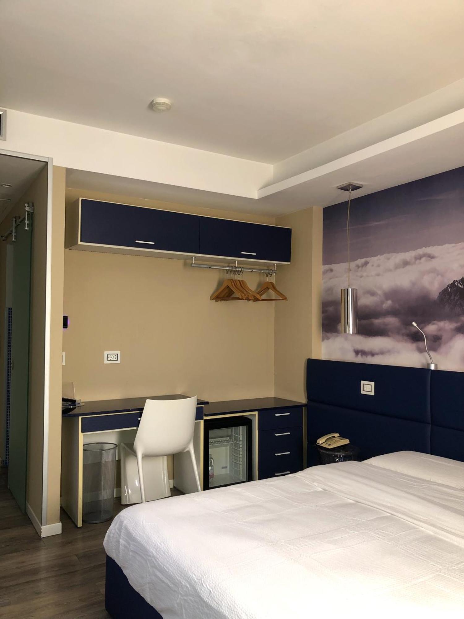 Hotel La Rocca Ногароле-Рокка Экстерьер фото
